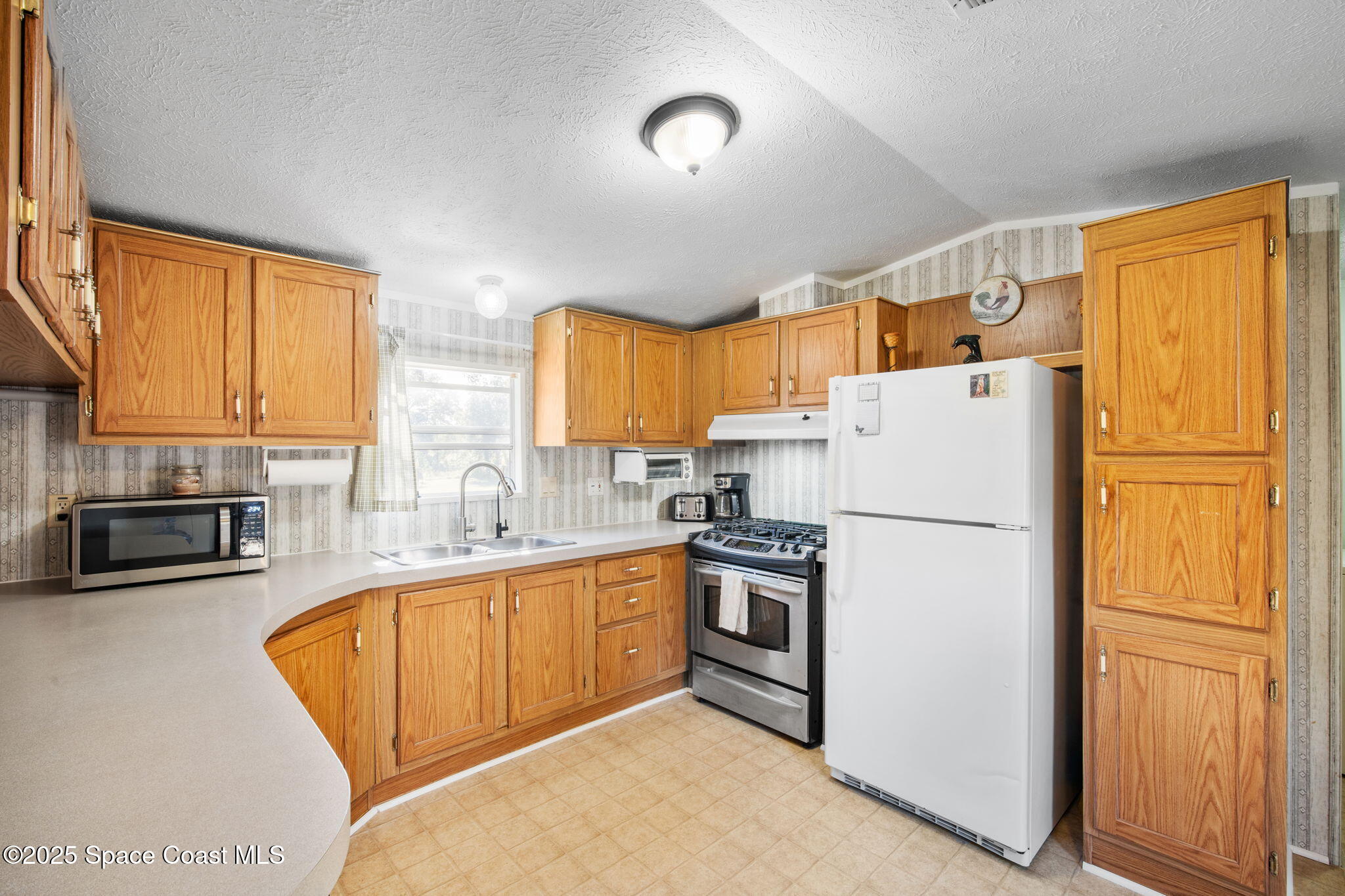 6672 Bear Trail Cocoa, FL 32926 - Photo 15 of 46