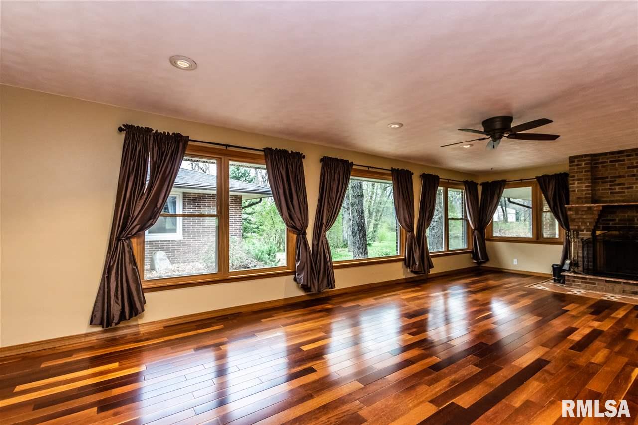 1010 East Truitt Road Chillicothe, IL 61523 - Photo 11 of 36 Gallery Image 11