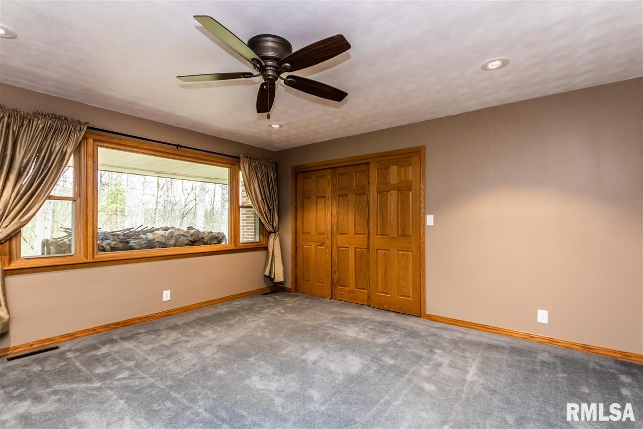 1010 East Truitt Road Chillicothe, IL 61523 - Photo 16 of 36 Gallery Image 16