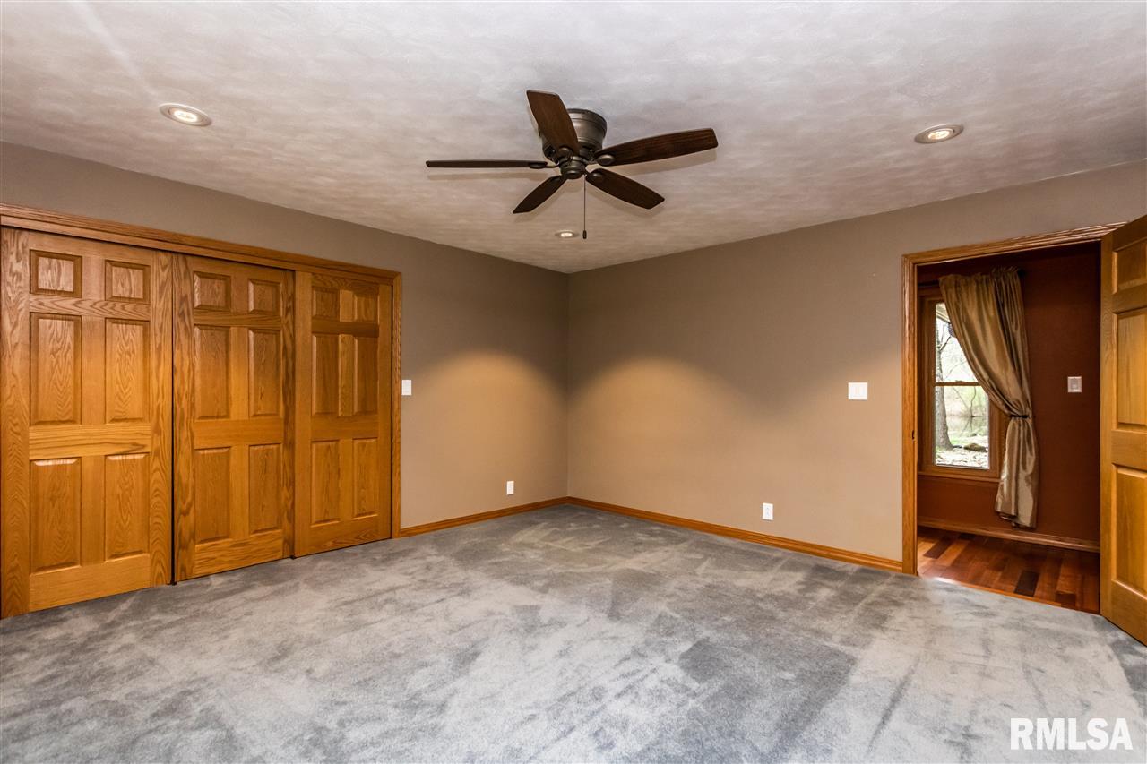 1010 East Truitt Road Chillicothe, IL 61523 - Photo 17 of 36 Gallery Image 17