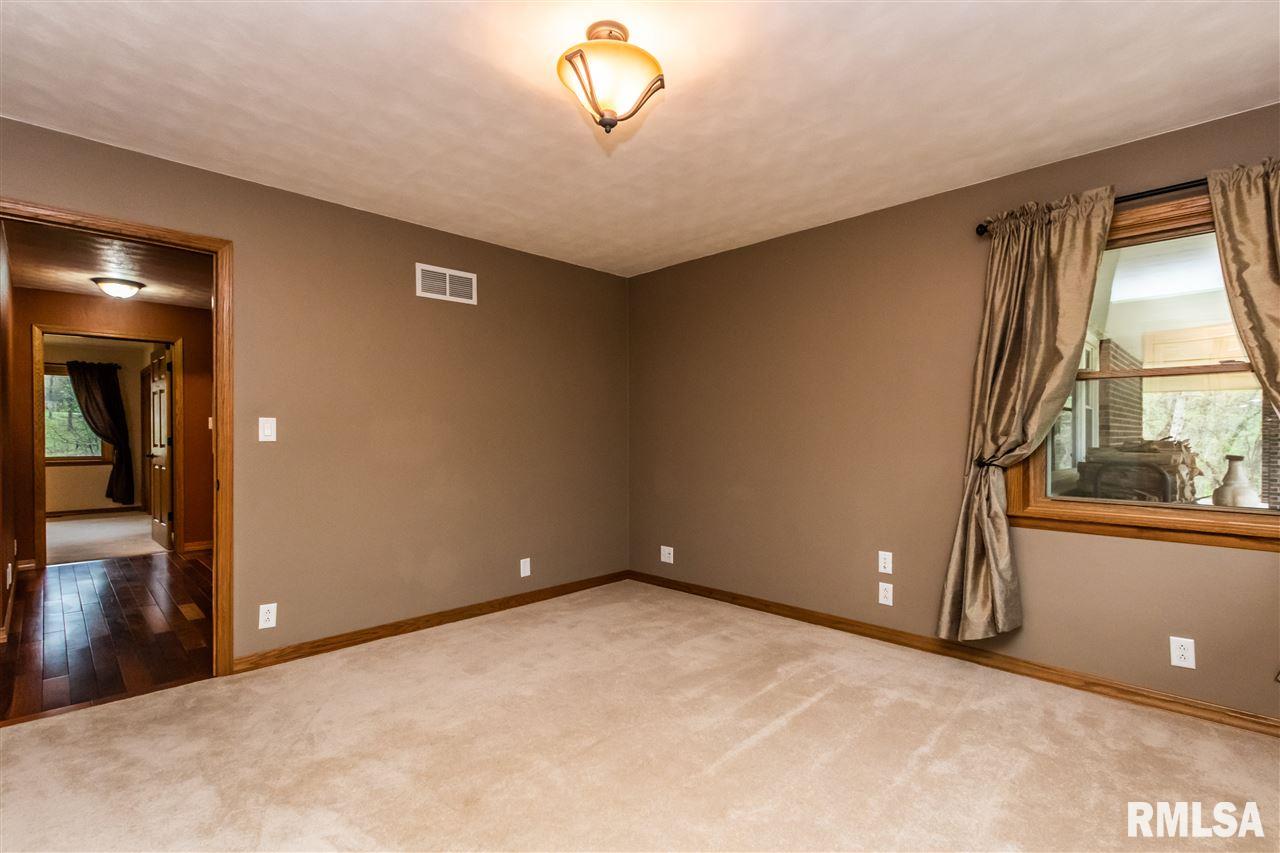 1010 East Truitt Road Chillicothe, IL 61523 - Photo 22 of 36 Gallery Image 22