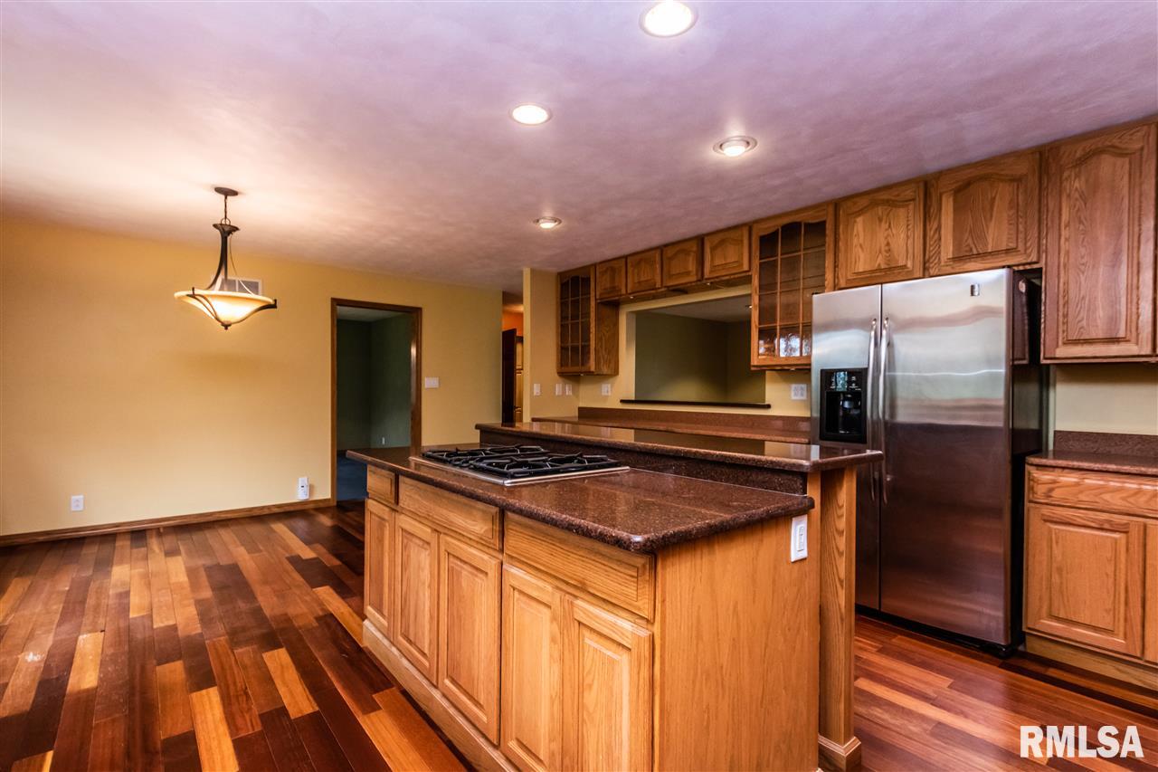 1010 East Truitt Road Chillicothe, IL 61523 - Photo 7 of 36 Gallery Image 7