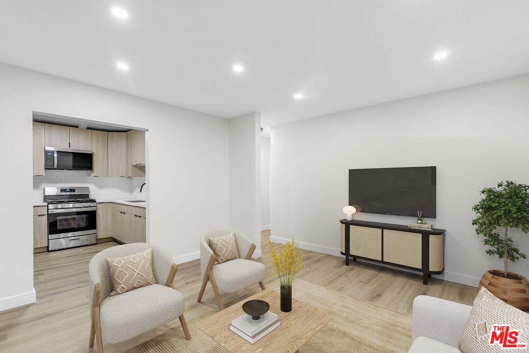 1333 Barry Avenue, Unit 2 Los Angeles, CA 90025 - Photo 1 of 2