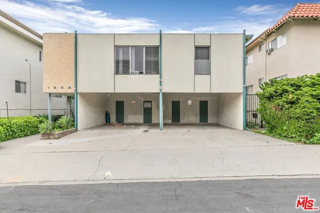 $2,595 | 1333 Barry Avenue, Unit 2, Los Angeles, CA 90025