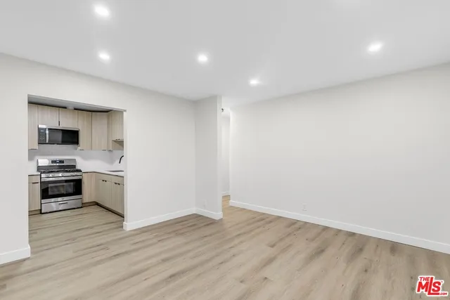 $2,595 | 1333 Barry Avenue, Unit 2, Los Angeles, CA 90025