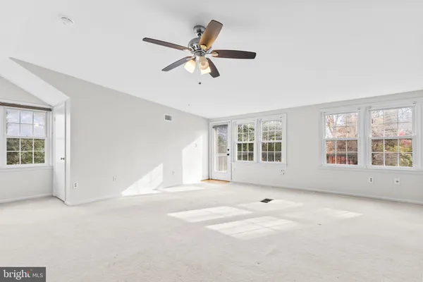 $3,278 | 4 East Franklin Avenue, Silver Spring, MD 20901