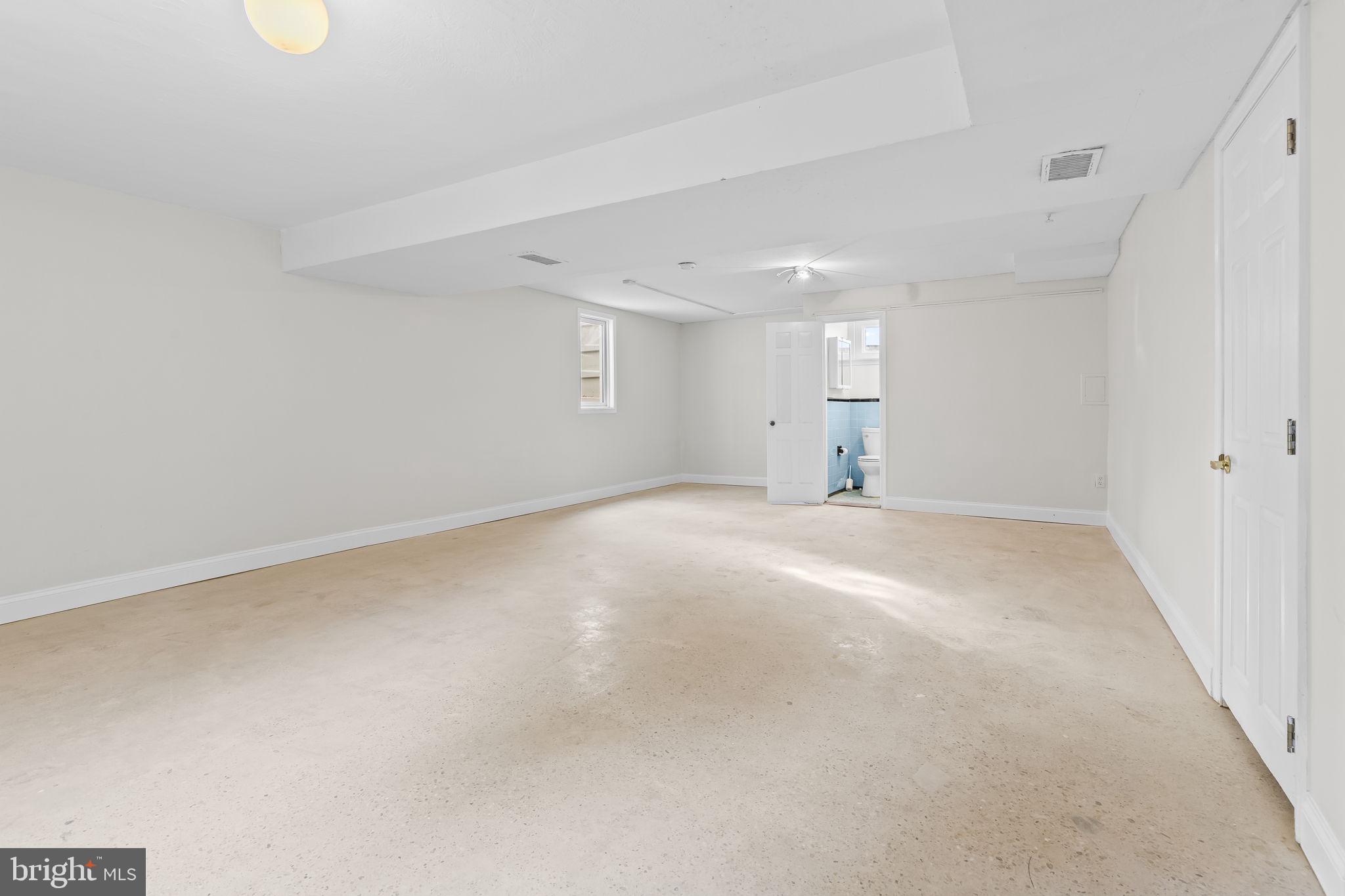 4 Franklin Avenue Silver Spring, MD 20901 - Photo 28 of 39