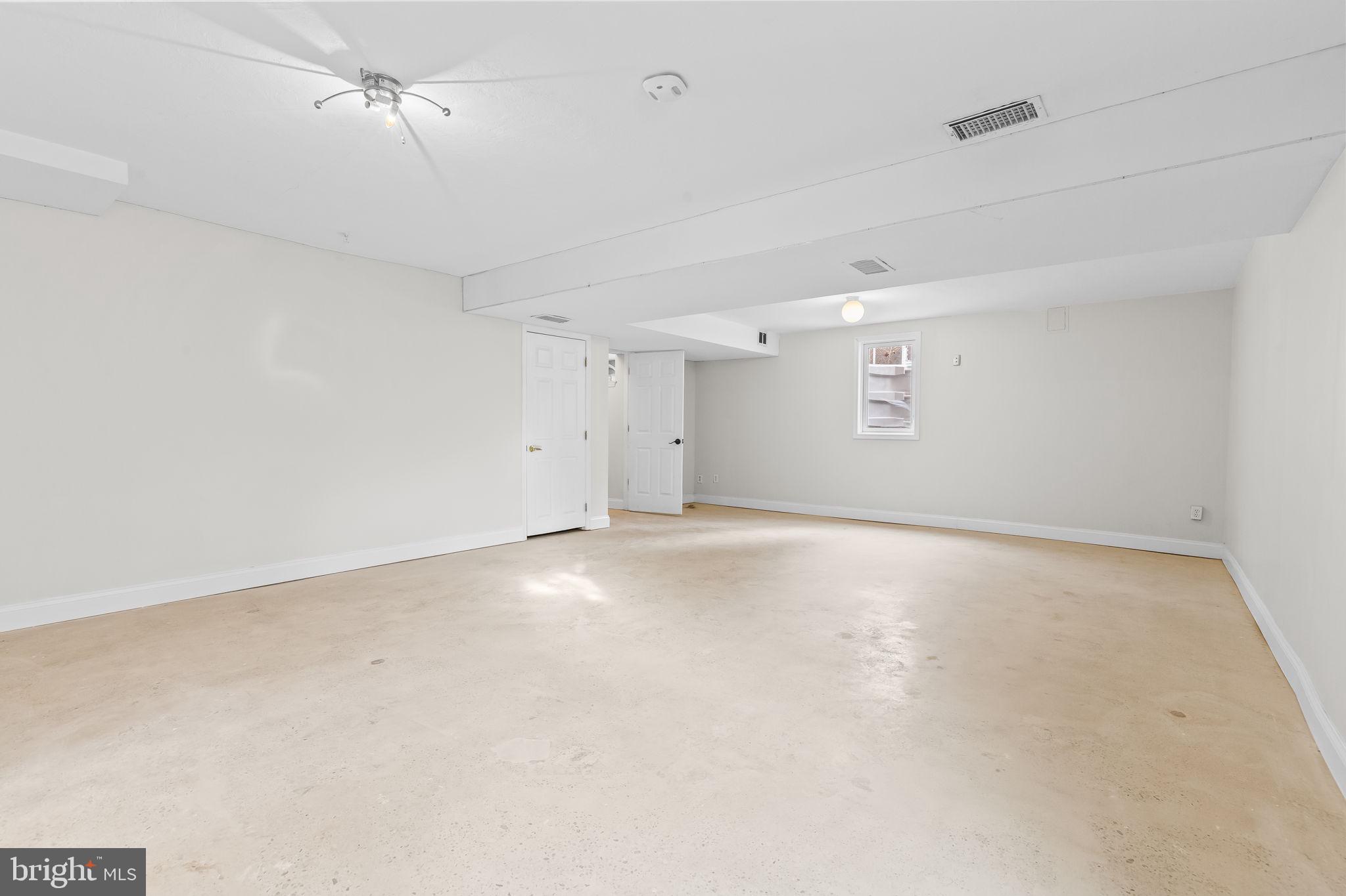 4 Franklin Avenue Silver Spring, MD 20901 - Photo 29 of 39