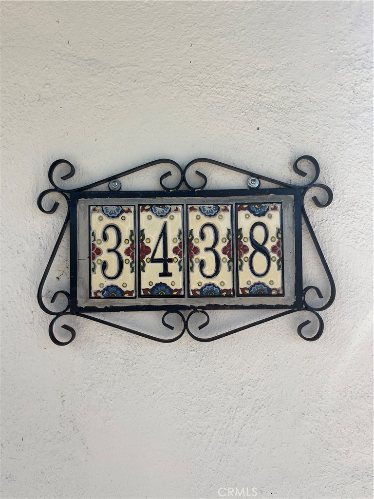 3438 Locust Street Riverside, CA 92501 - Photo 7 of 38 a picture of a wall with a wall