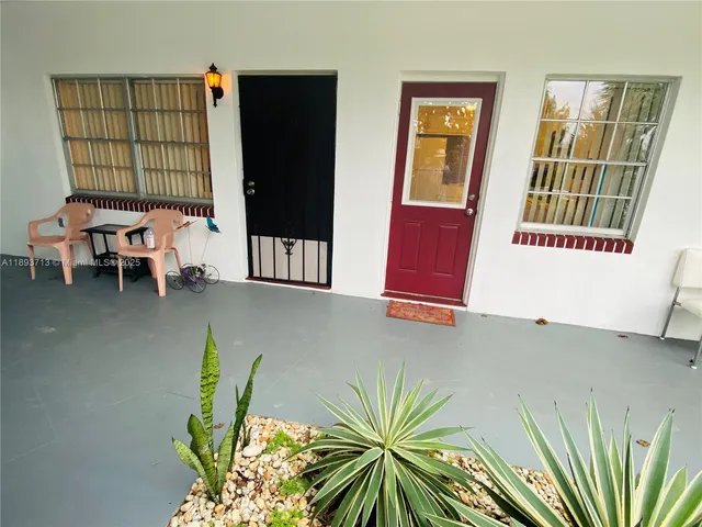 $1,475 | 1050 Atlantic Shores Boulevard, Unit 108, Hallandale Beach, FL 33009