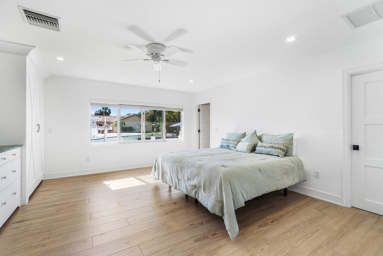 3020 Northeast 47th Street Lighthouse Point, FL 33064 - Photo 18 of 54 Owner's Suite