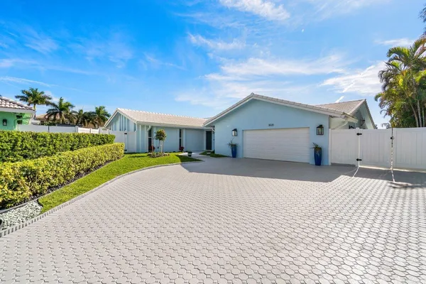 $3,695,000 | 3020 Northeast 47th Street, Lighthouse Point, FL 33064