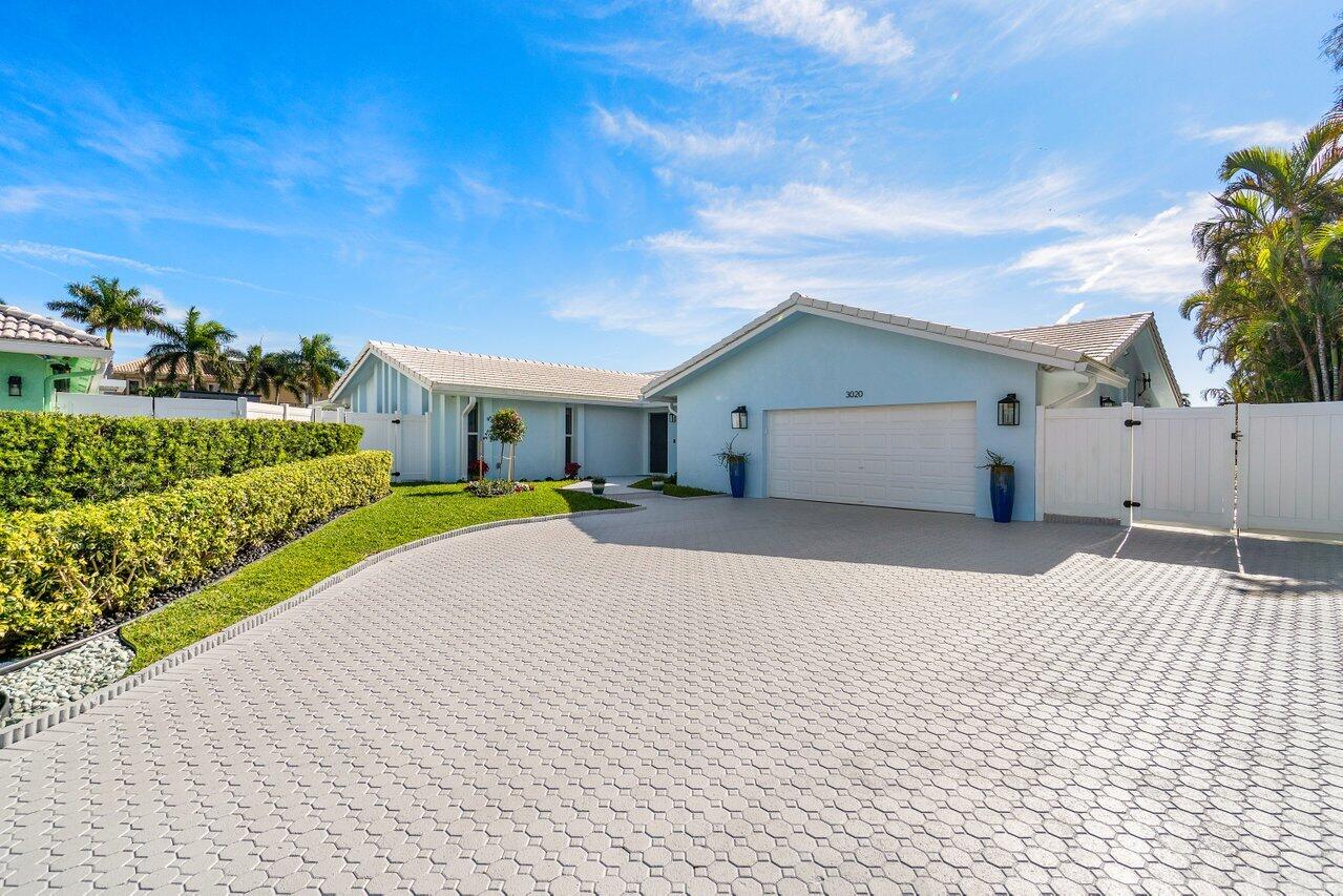 3020 Northeast 47th Street Lighthouse Point, FL 33064 - Photo 32 of 54 Beautiful Curb Appeal