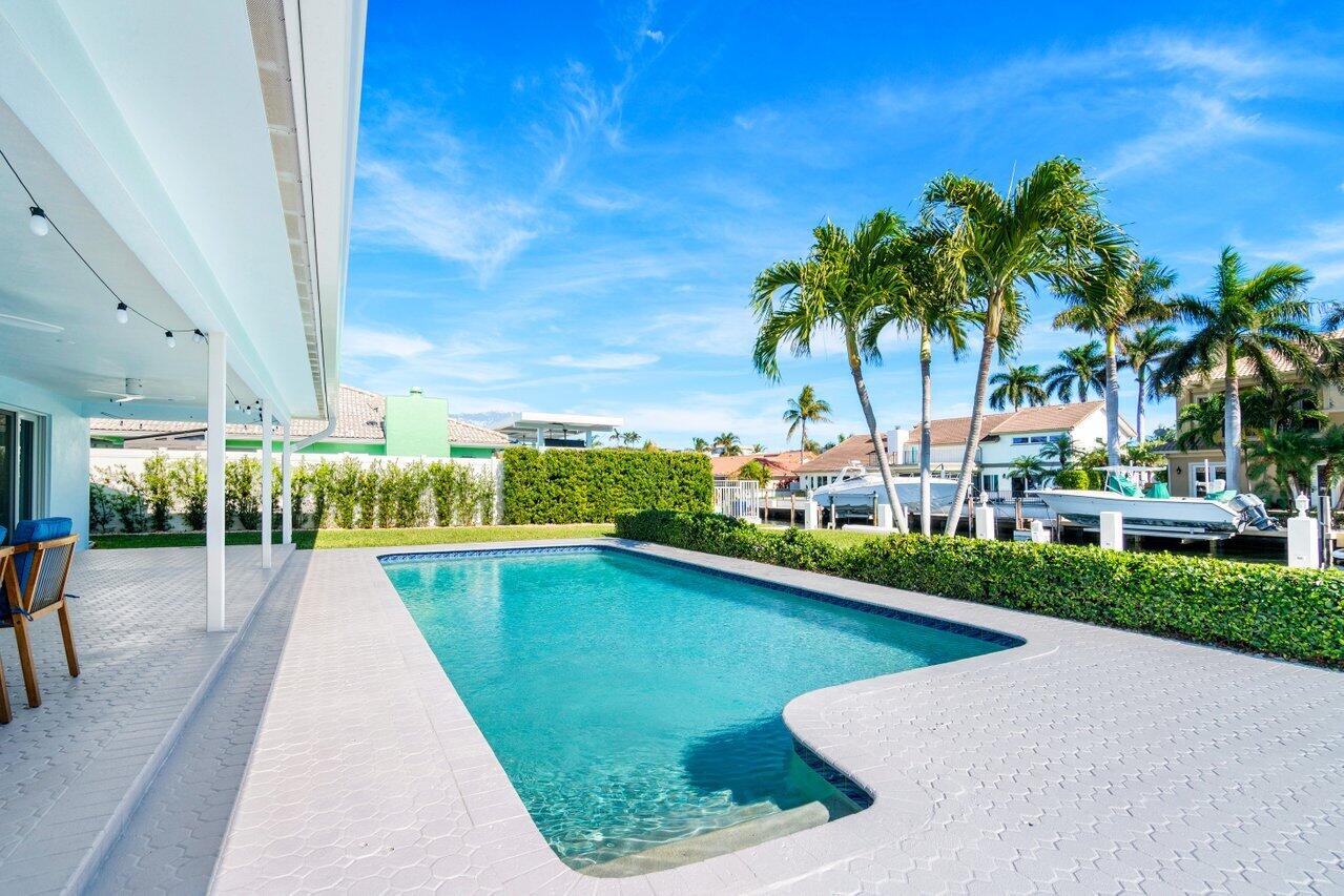 3020 Northeast 47th Street Lighthouse Point, FL 33064 - Photo 40 of 54 Pool Area