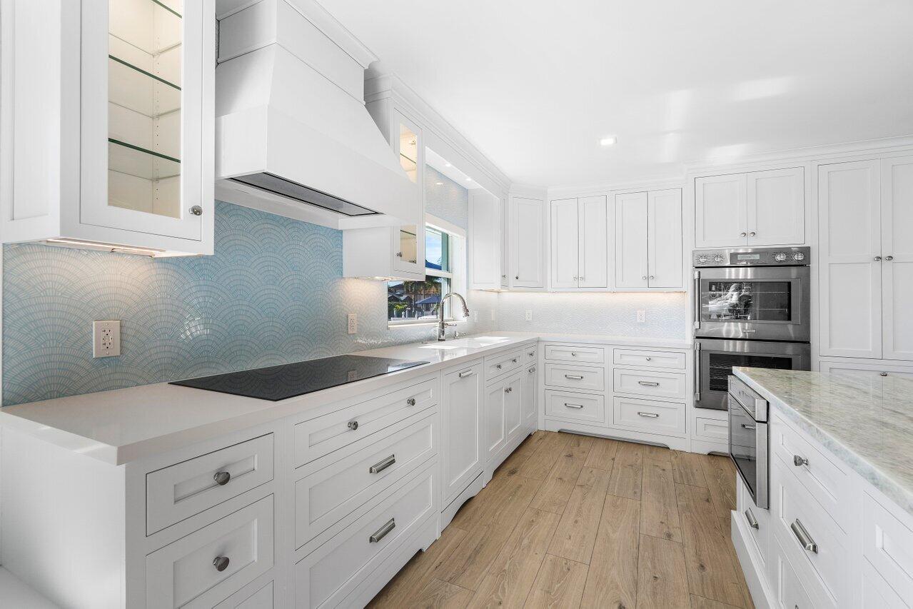 3020 Northeast 47th Street Lighthouse Point, FL 33064 - Photo 10 of 54 Thermador Appliances