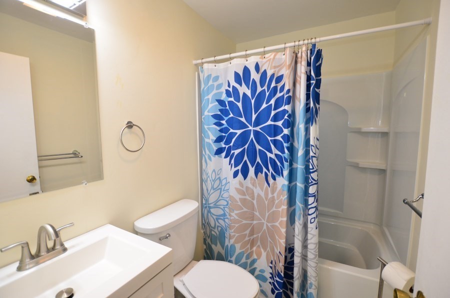 210 Brook Village Road, Unit 13 Nashua, NH 03062 - Photo 20 of 42 Gallery Image 20