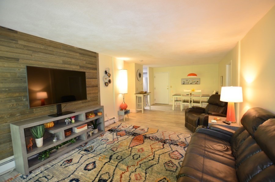 210 Brook Village Road, Unit 13 Nashua, NH 03062 - Photo 6 of 42 Gallery Image 6