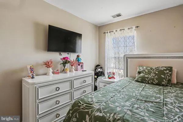 $465,000 | 13116 Diamond Hill Drive, Germantown, MD 20874