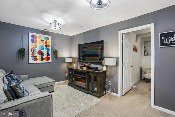 $465,000 | 13116 Diamond Hill Drive, Germantown, MD 20874