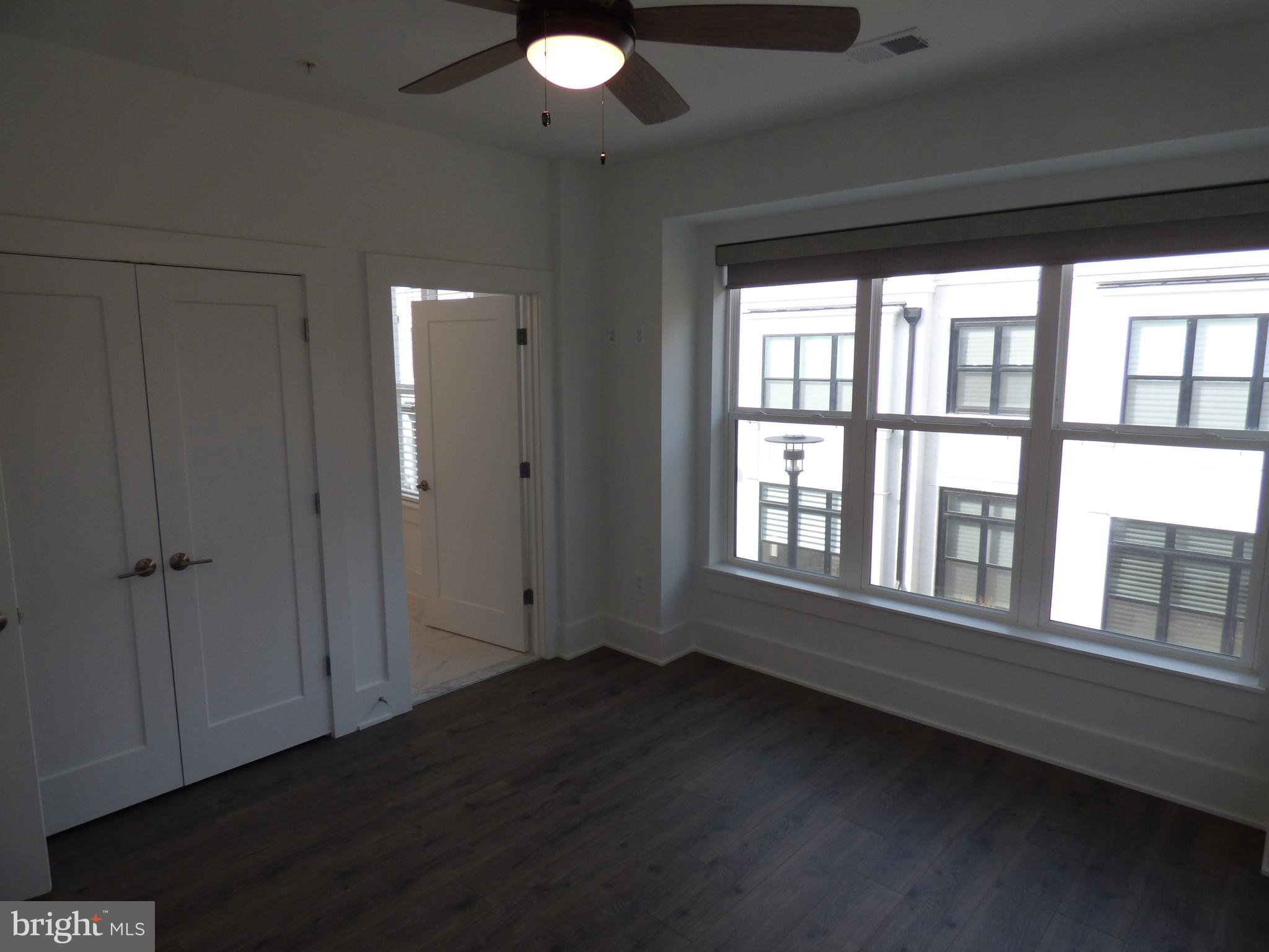 11360 Emerald Park Road Potomac, MD 20854 - Photo 24 of 33 Gallery Image 24