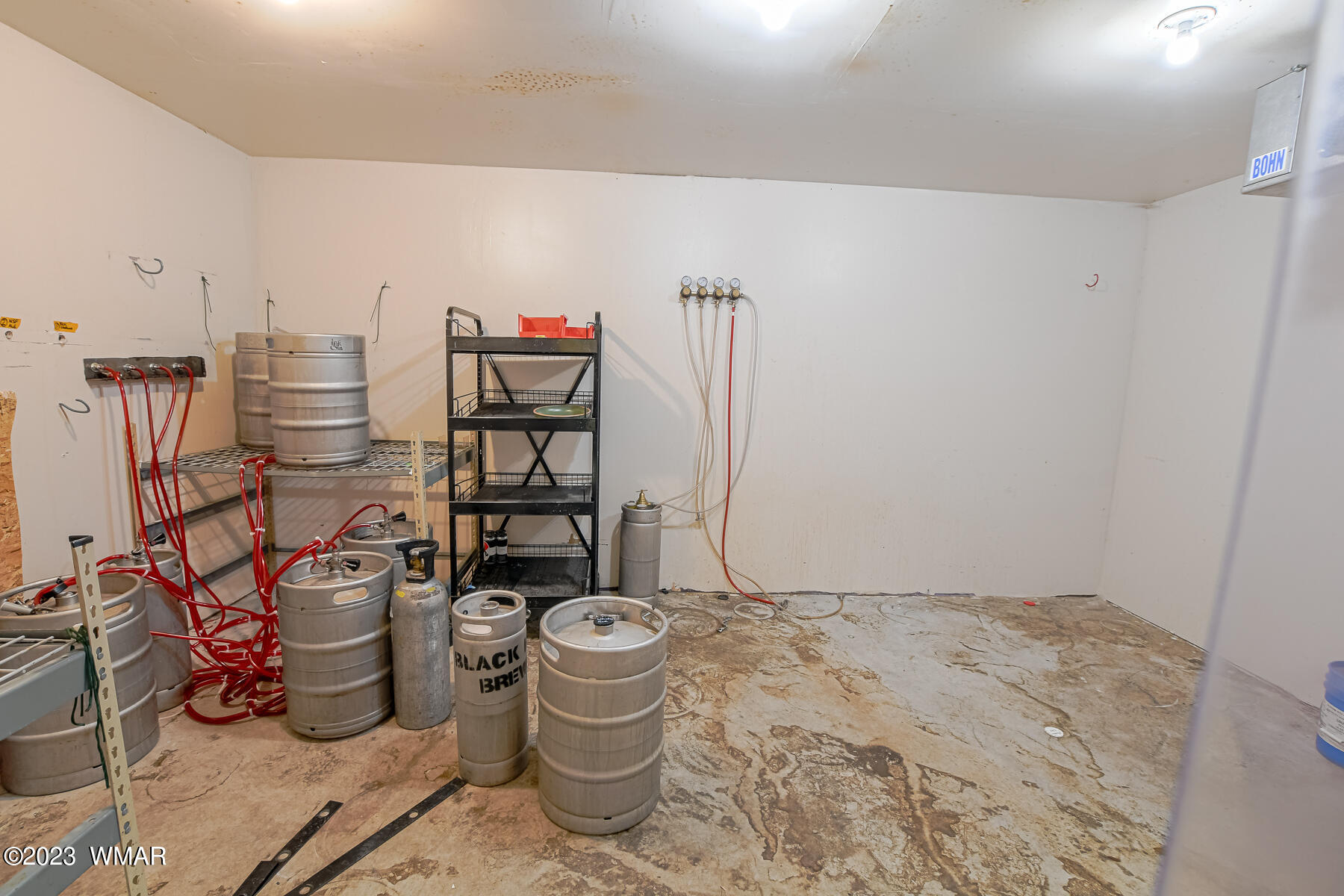 1058 Burton Road Show Low, AZ 85901 - Photo 45 of 64 Gallery Image 45