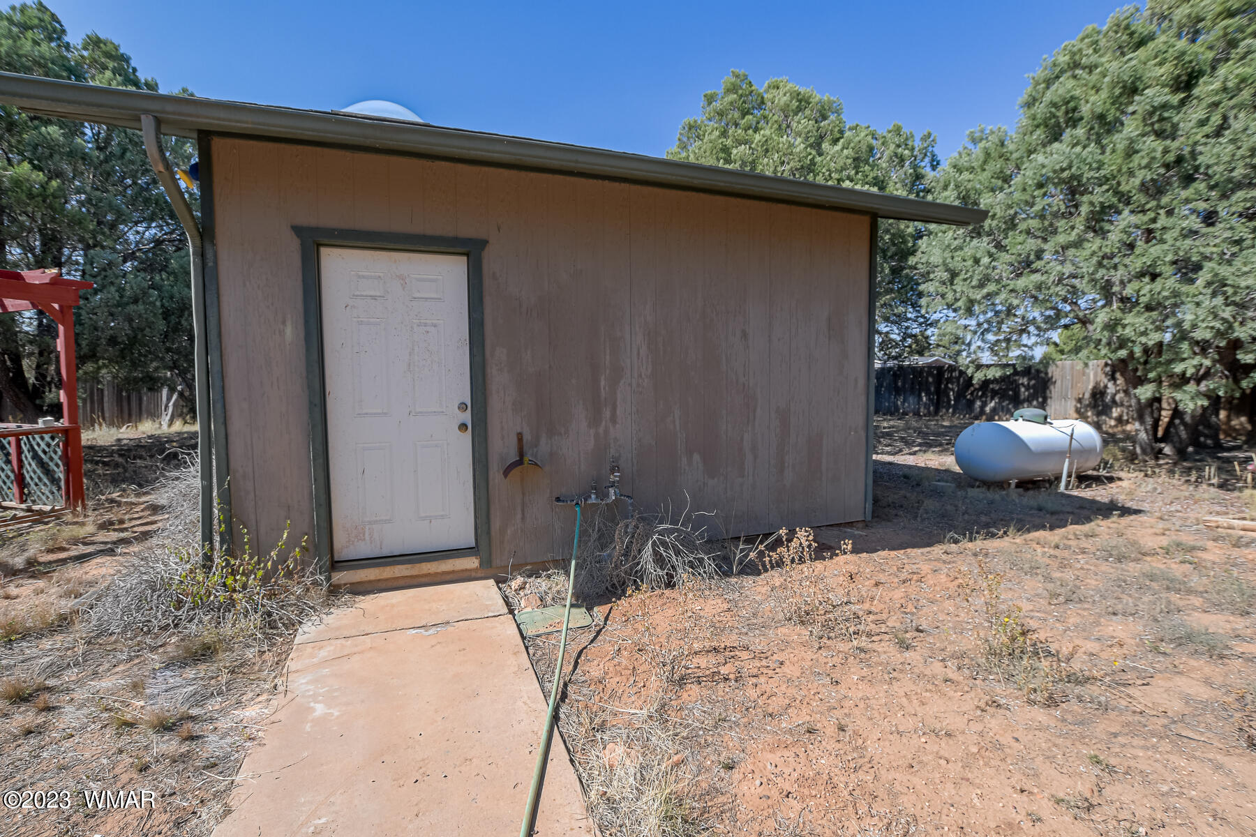 1058 Burton Road Show Low, AZ 85901 - Photo 60 of 64 Gallery Image 60