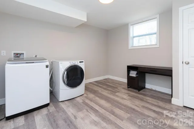 $450,000 | 1226 Pinebrook Circle, Hendersonville, NC 28739