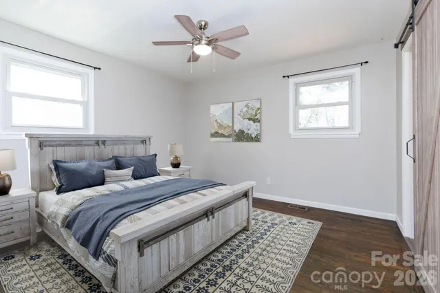 $450,000 | 1226 Pinebrook Circle, Hendersonville, NC 28739