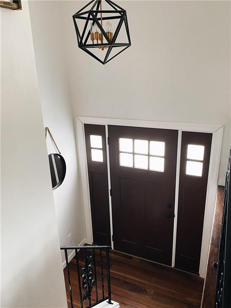 109 Mellingertown Road Mount Pleasant, PA 15666 - Photo 2 of 21 A entry hall to greets your guests