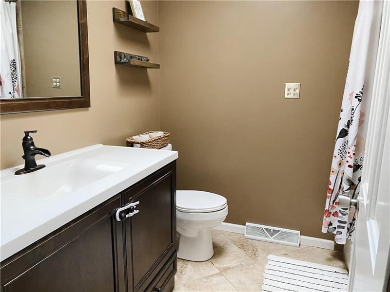 109 Mellingertown Road Mount Pleasant, PA 15666 - Photo 14 of 21 Main floor full bath
