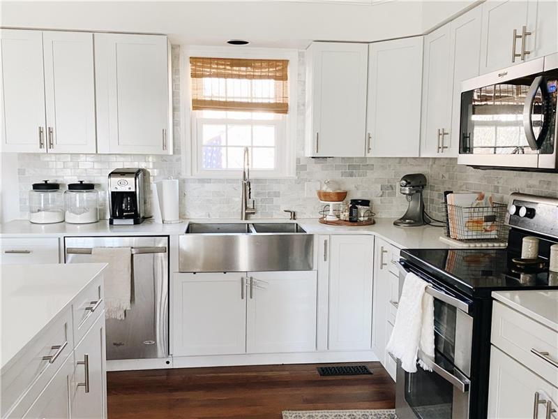 109 Mellingertown Road Mount Pleasant, PA 15666 - Photo 6 of 21 This kitchen makes meal prep a breeze