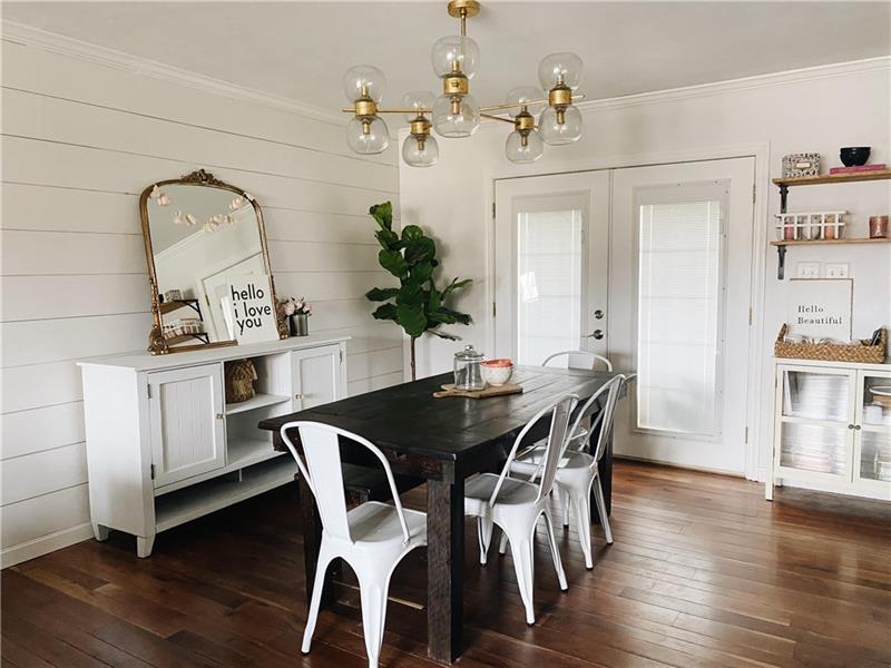109 Mellingertown Road Mount Pleasant, PA 15666 - Photo 7 of 21 Bright dining area