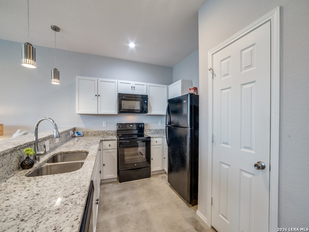 6918 Crestway Road San Antonio, TX 78239 - Photo 9 of 24