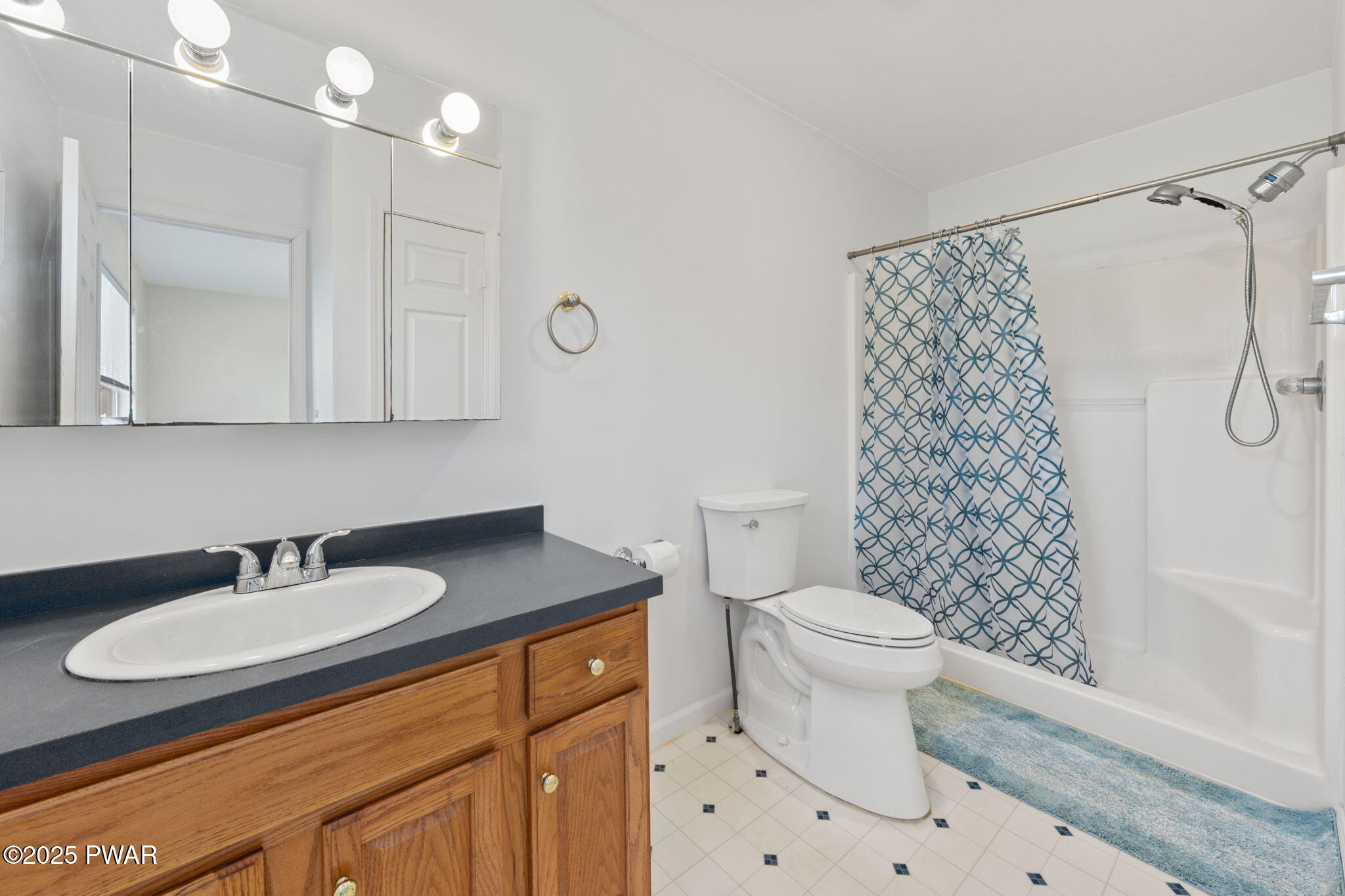 232 Spinner Road Honesdale, PA 18431 - Photo 22 of 59 Bathroom