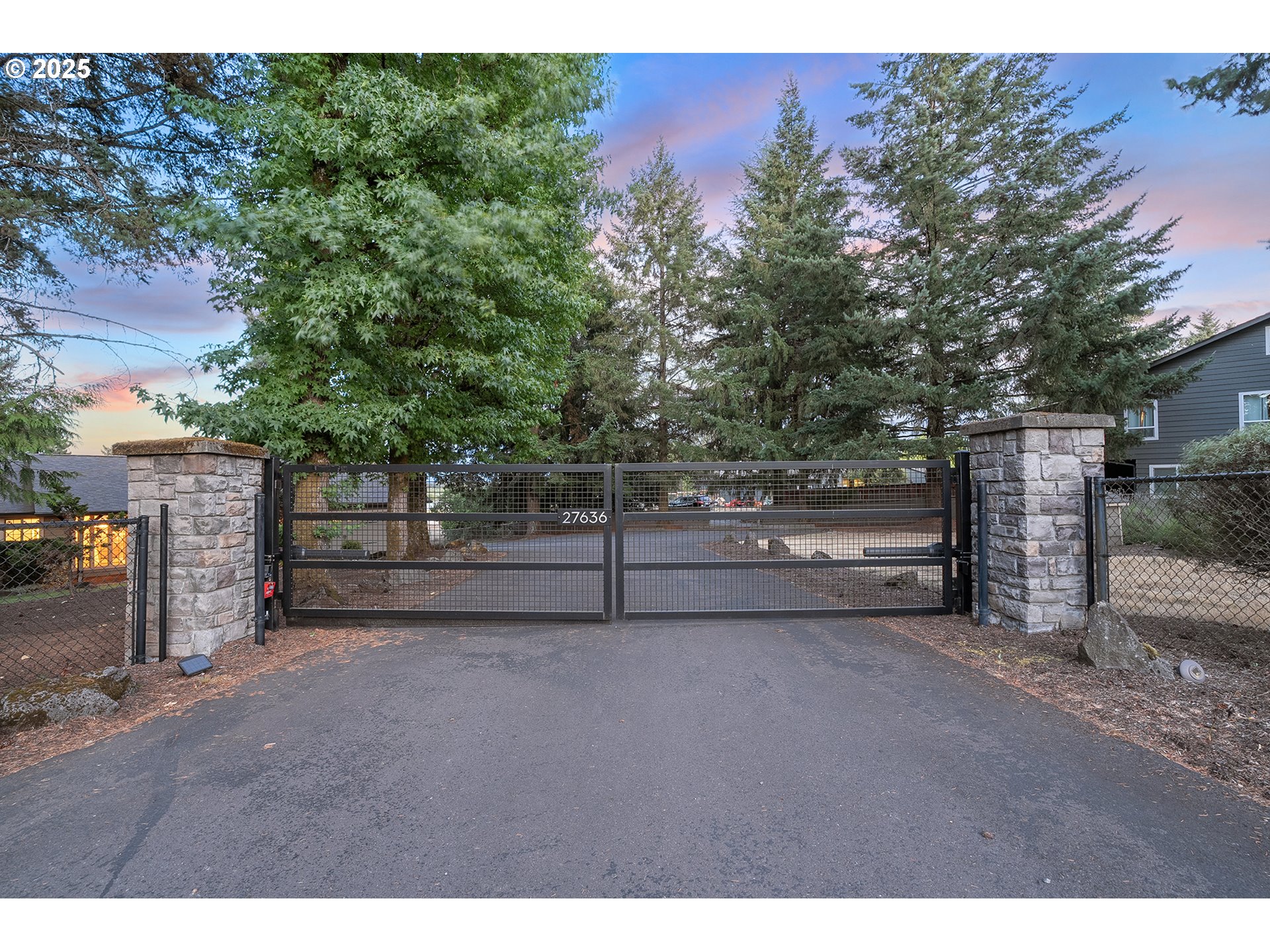 27636 Southwest Grahams Ferry Road Sherwood, OR 97140 - Photo 35 of 38 Property Entrance