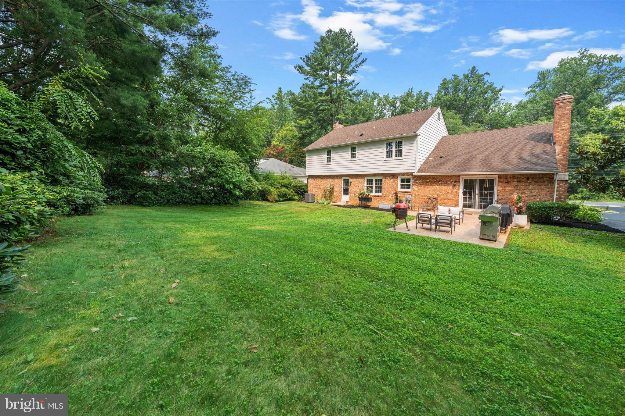 720 Mt Lebanon Road Wilmington, DE 19803 - Photo 43 of 63 Charming home with lush green yard.