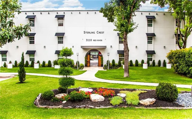 $1,500 | 3110 Red River Street, Unit D110, Austin, TX 78705