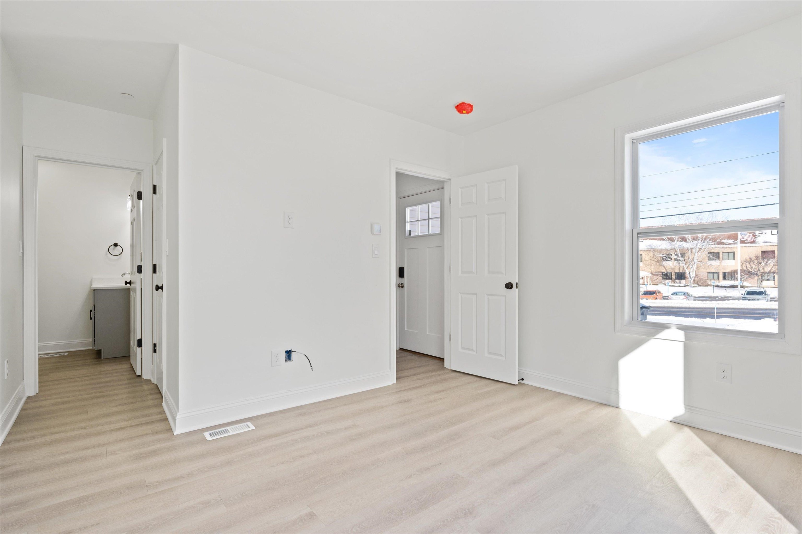 51 Birch Street Derry, NH 03038 - Photo 16 of 42