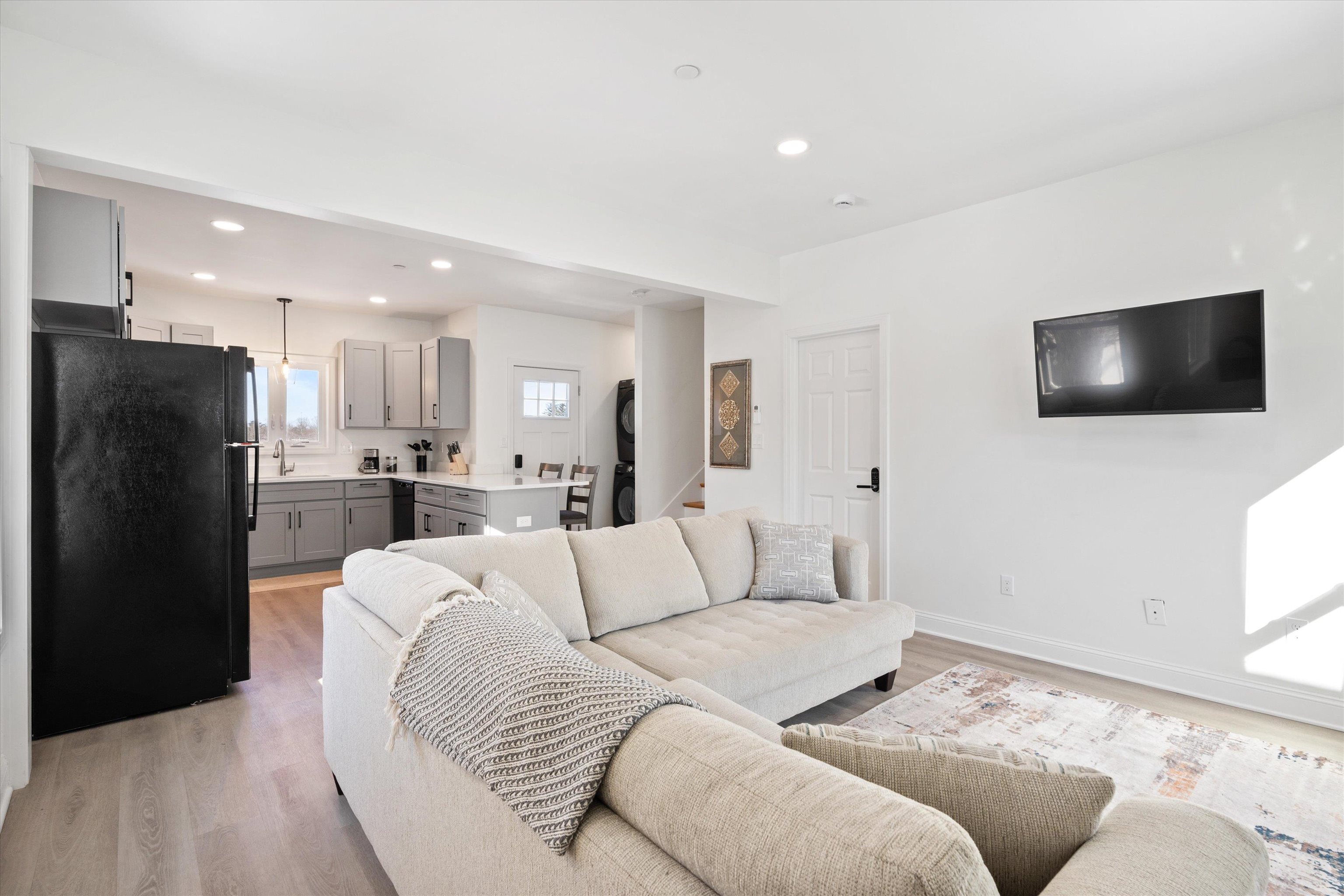 51 Birch Street Derry, NH 03038 - Photo 21 of 42