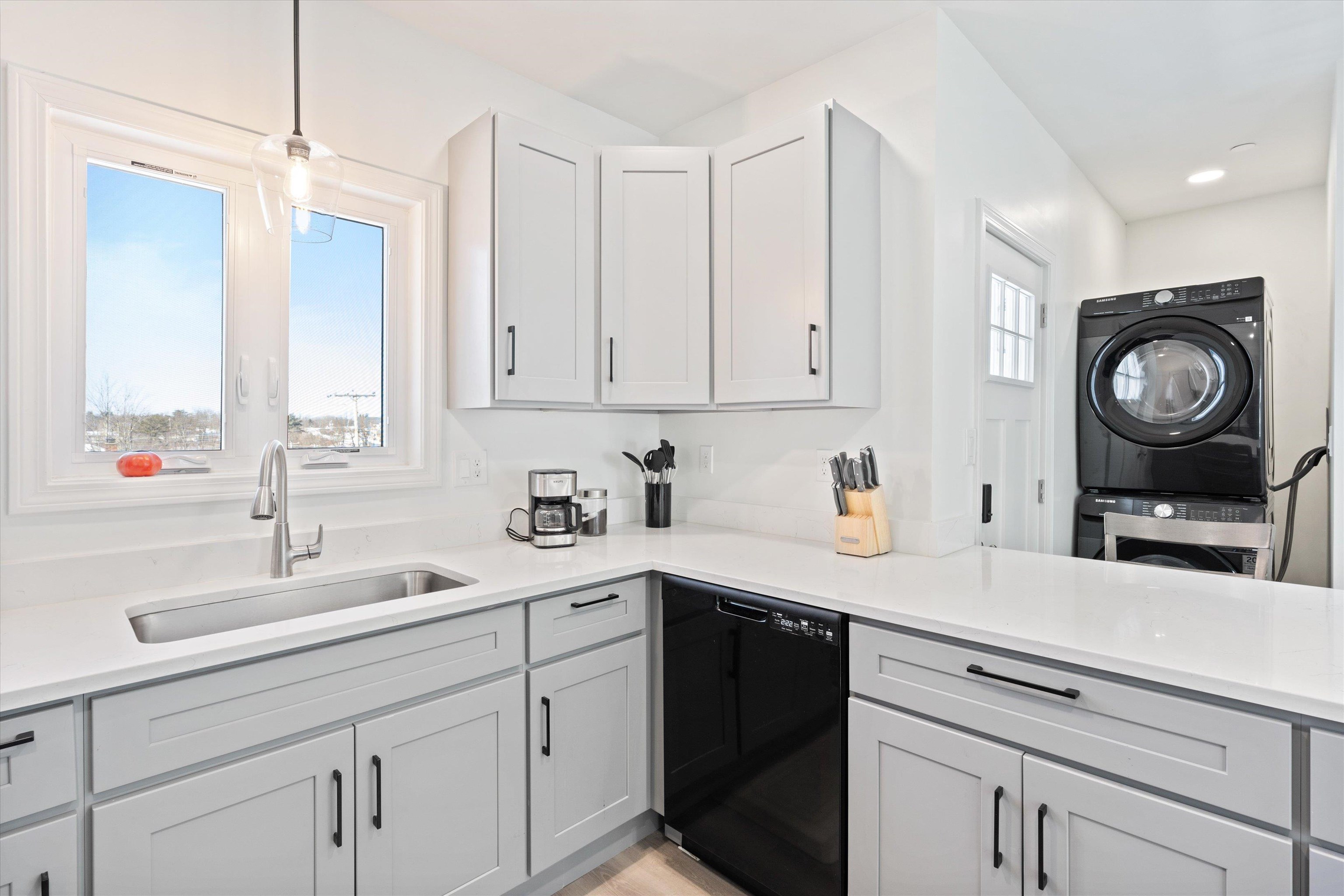 51 Birch Street Derry, NH 03038 - Photo 25 of 42