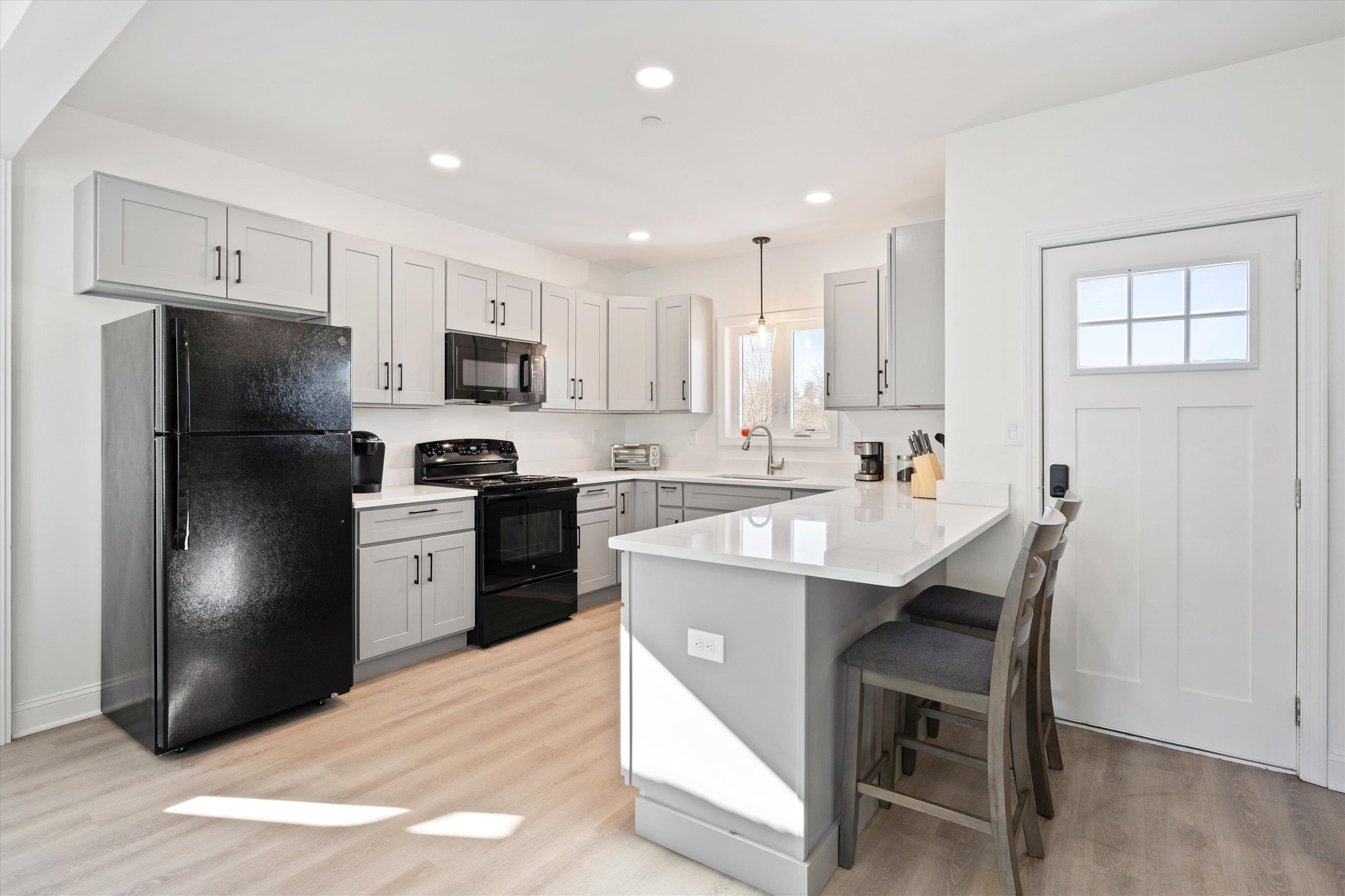 51 Birch Street Derry, NH 03038 - Photo 27 of 42