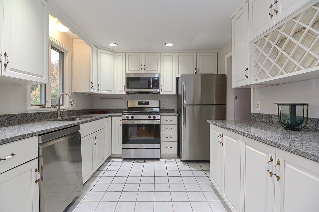 212 Jordan Road Franklin, MA 02038 - Photo 1 of 35 Gallery Image 1