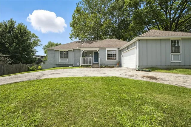 $275,000 | 10538 Cleveland Avenue, Kansas City, MO 64137