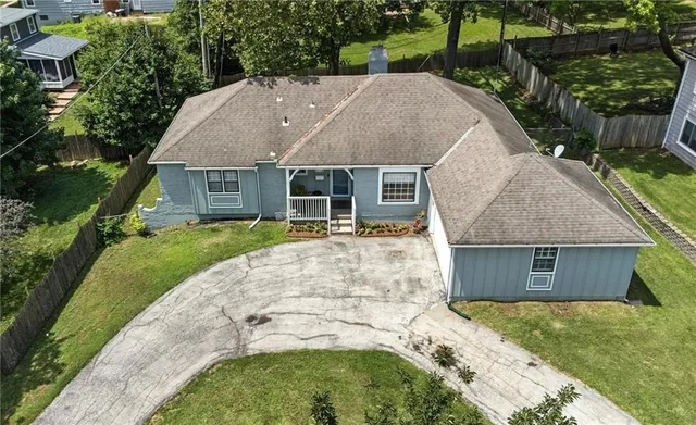 $275,000 | 10538 Cleveland Avenue, Kansas City, MO 64137