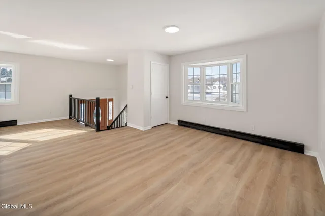 $299,999 | 27 Grieme Avenue, Amsterdam, NY 12010