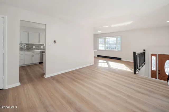 $299,999 | 27 Grieme Avenue, Amsterdam, NY 12010