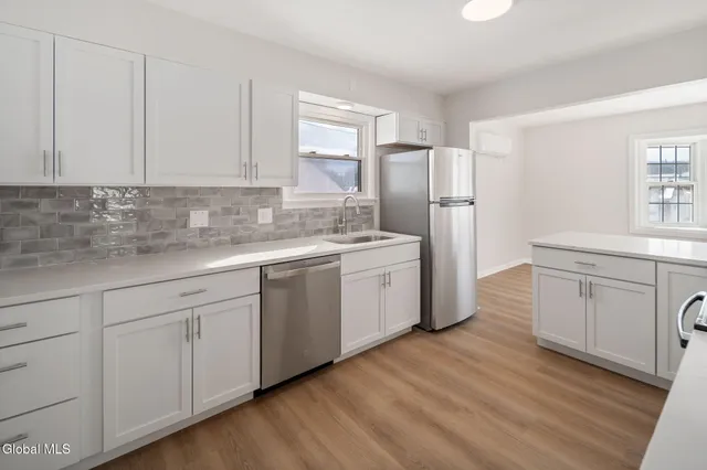 $299,999 | 27 Grieme Avenue, Amsterdam, NY 12010