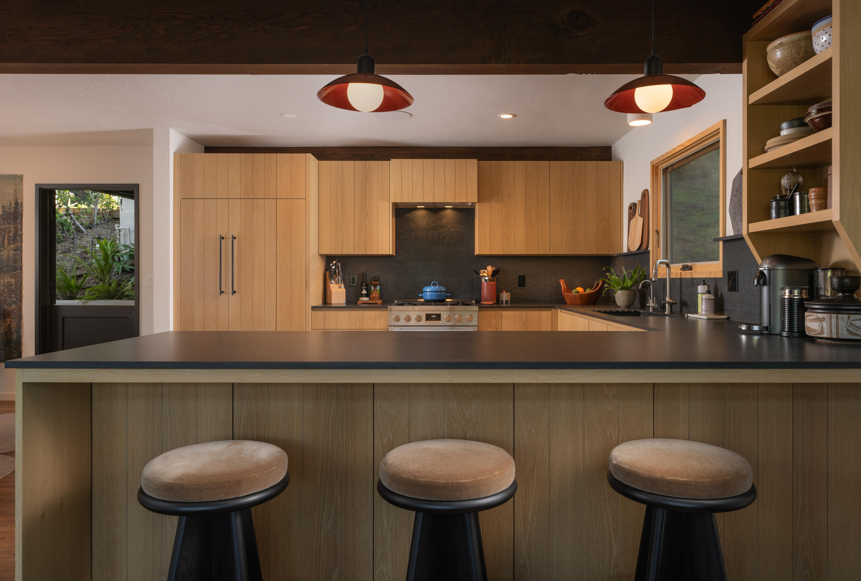 75 Conejo Road Santa Barbara, CA 93103 - Photo 6 of 41 Breakfast Bar