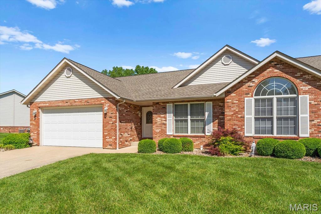 7617 Baxter Drive Belleville, IL 62223 - Photo 2 of 27