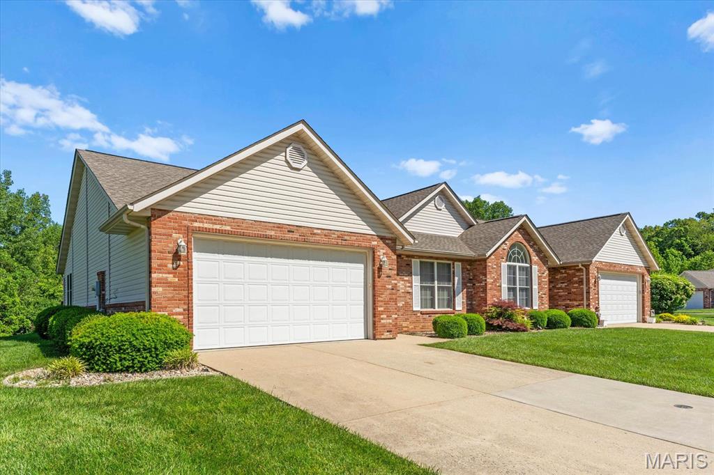 7617 Baxter Drive Belleville, IL 62223 - Photo 3 of 27